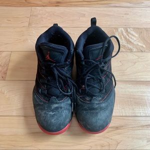 Nike Air Jordan’s Boys 1Y